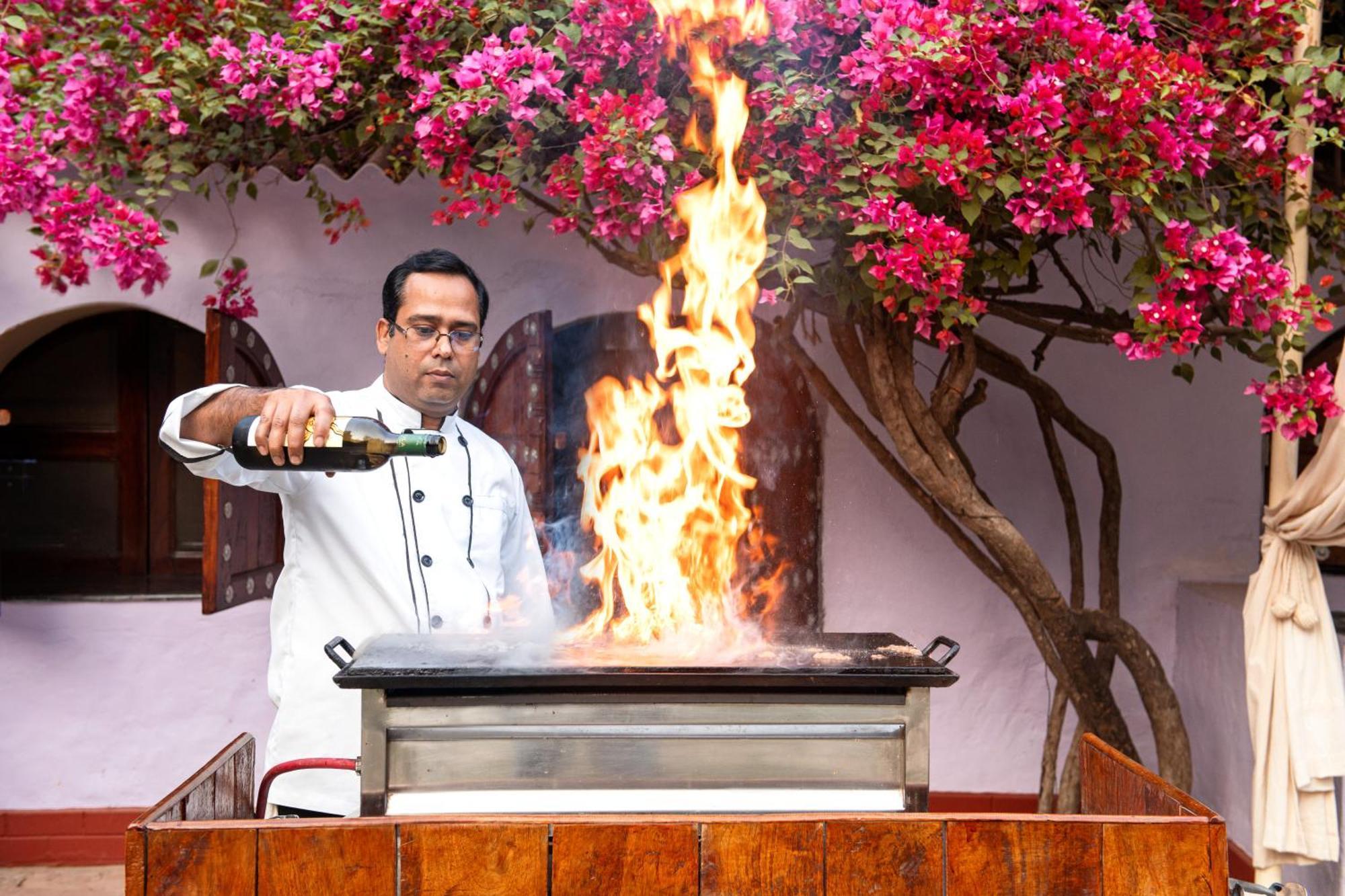 Mela Kothi - The Chambal Safari Lodge Bāh 外观 照片